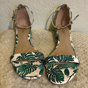 Aldo Angilia Sandals Green White Tropical Ankle Strap Size 10